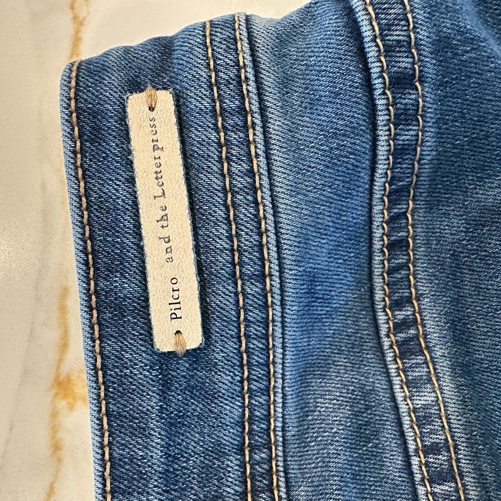 Women's Blue Jeans - Picture 3 of 5